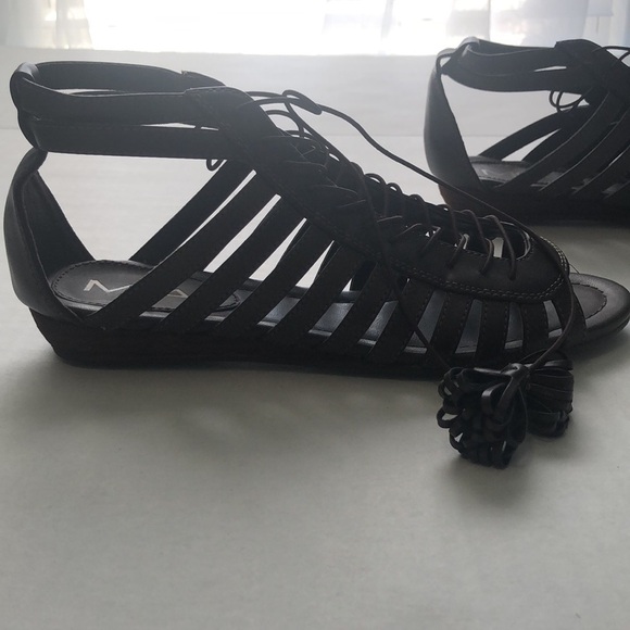 MIA Greek, Roman Style, Brown, Lace up with Tassels Size 6.5M - Picture 5 of 12